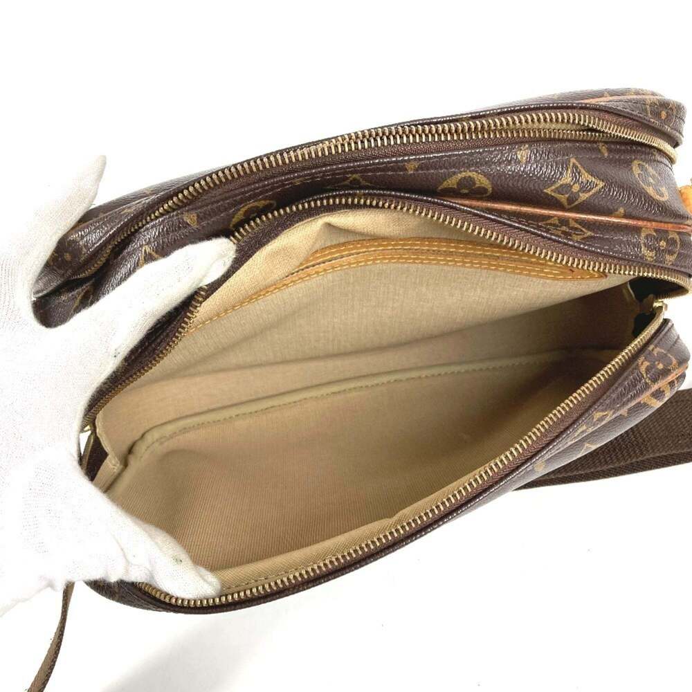 LOUIS VUITTON Brown Monogram Canvas Shoulder Bag - Picture 5 of 16